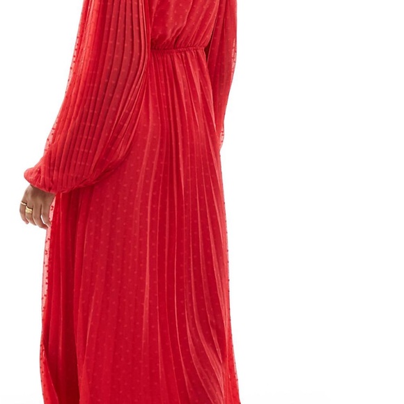 ASOS DESIGN pleated textured chiffon wrap button detail maxi dress in red new 😍 - Picture 3 of 5